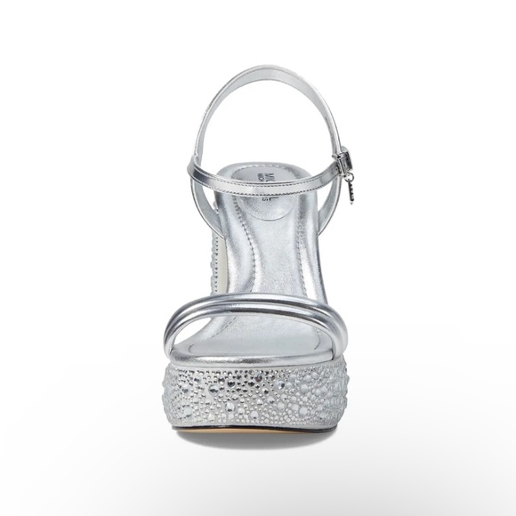 Genuine Leather Silver Heels, Silver Embellished Heels, 9.5 Excellent Condition - Picture 4 of 5